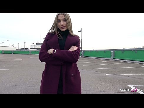 ❤️ 德国侦察员是一个梦想触摸斯蒂尔,停车场告诉和性感的钱 Anal video﹏﹏
