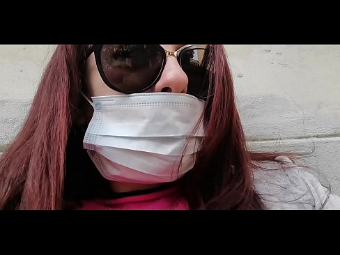 ❤️ Nicoletta报复她的邻居,在他的车库里撒尿(特别Covid19意大利检疫局) Anal video﹏﹏
