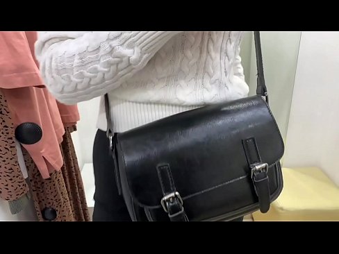 ❤️ 年轻婊子FeralBerry在试衣间用假阳具公开自慰 Anal video﹏﹏